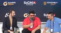 Sigma interviews Surfer Penguin